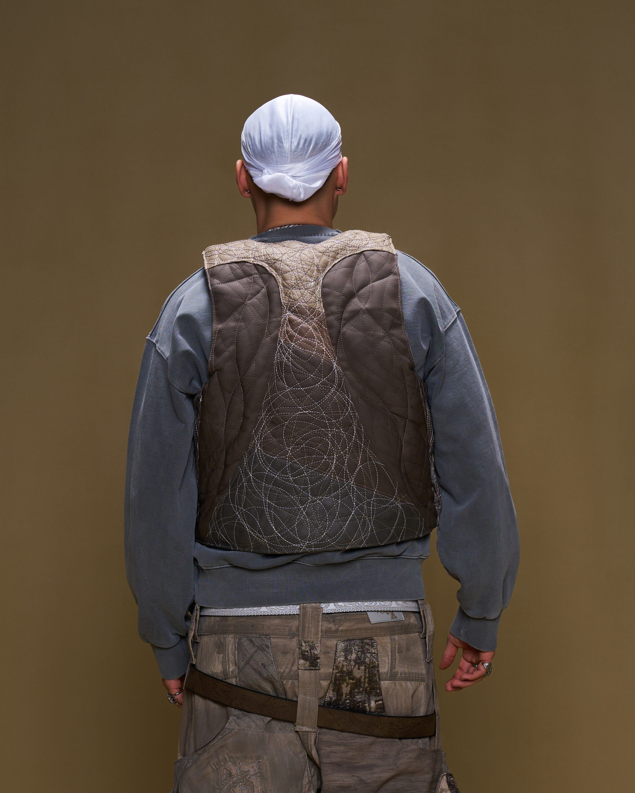 23 Vest - Image 2